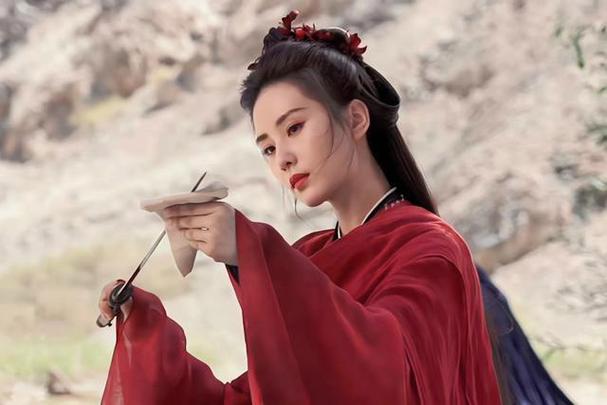 女主武功高强但是扮柔弱的电视长剧截图