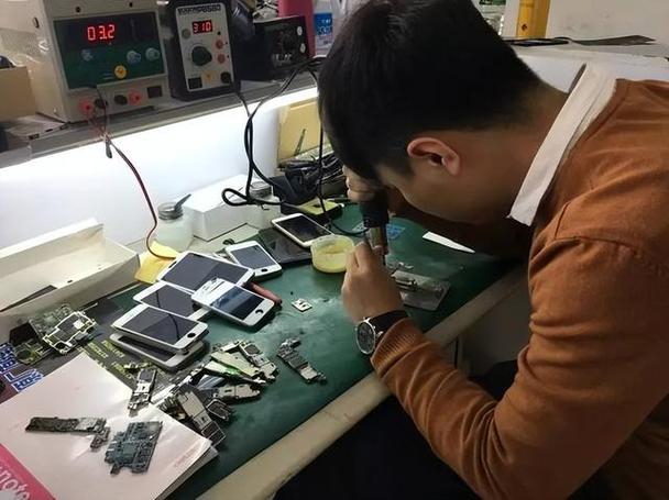 24小时上门维修手机