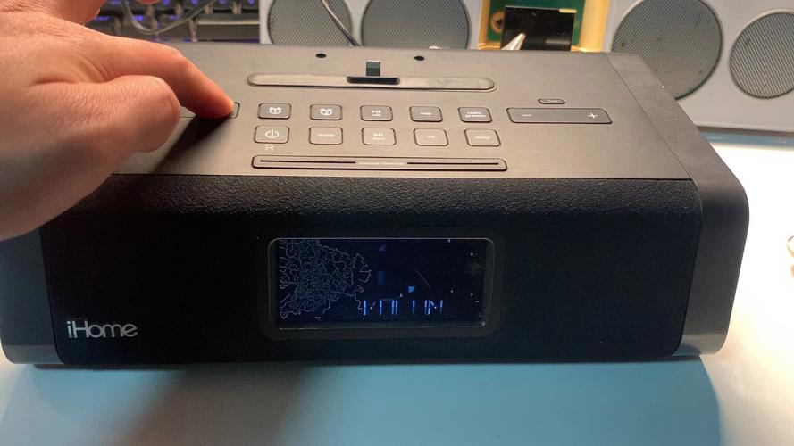 ihome音箱时间怎么设置