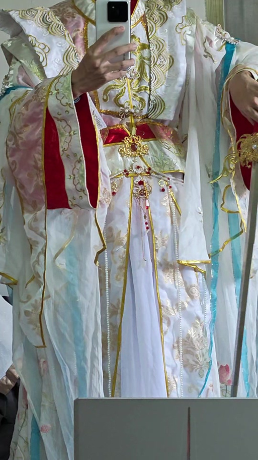 太子悦神服