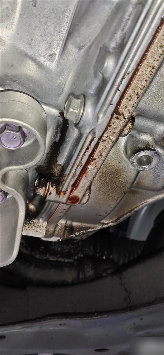 变速箱漏油修的好吗图标