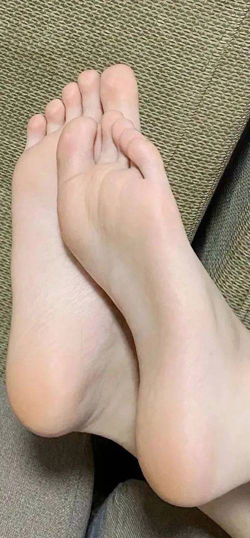 我要看女人的脚丫子