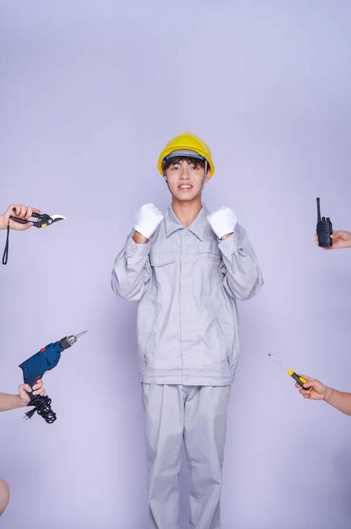 电工师傅怎么接活