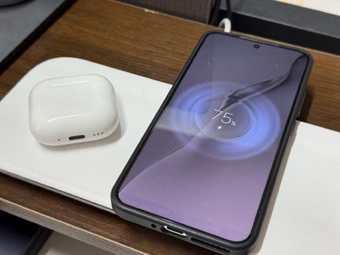 vivoxfold3带无线充电吗