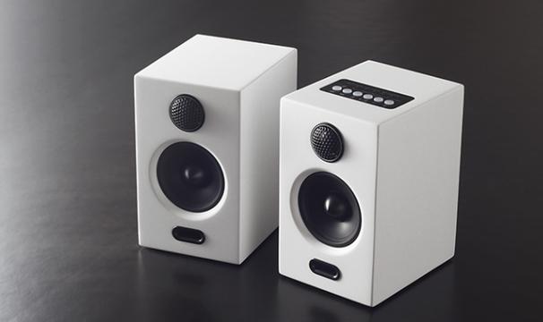 音箱倒相孔开在底部