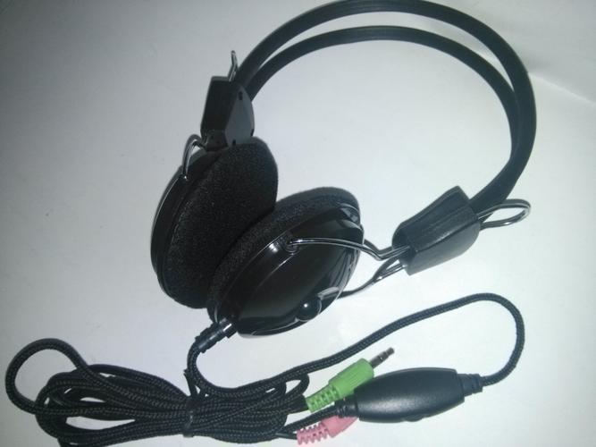 耳机耳麦说话没声音