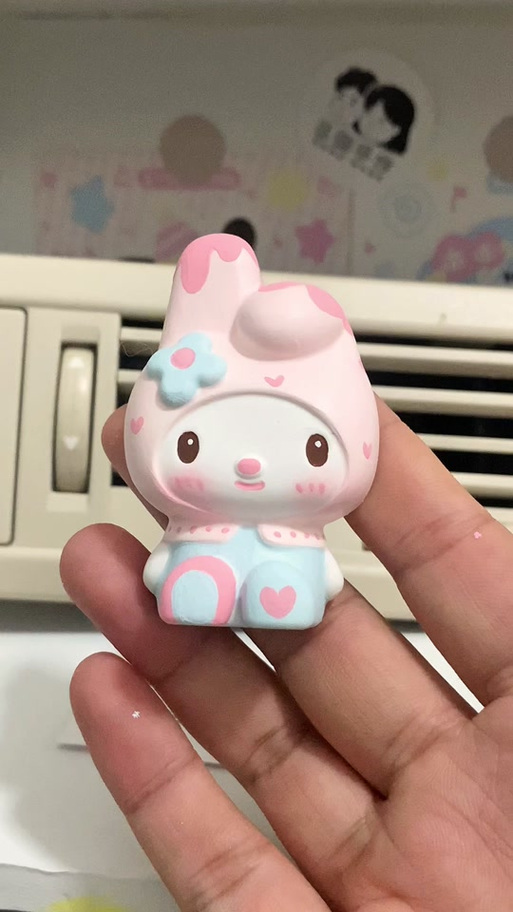 像美乐蒂的人物娃娃截图