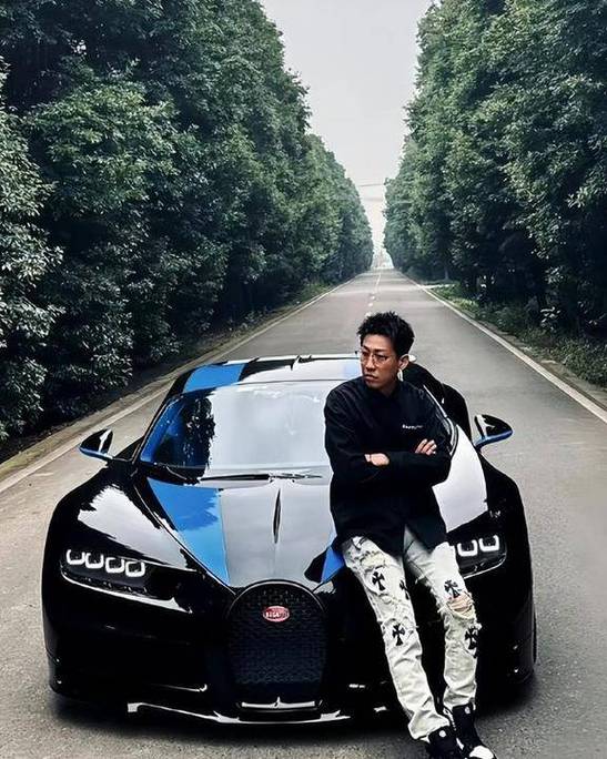 网红买豪车