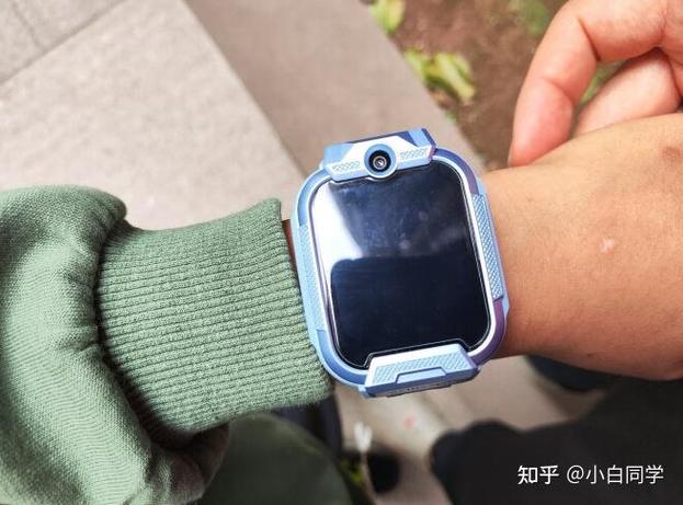 小寻手表带怎么拆下来