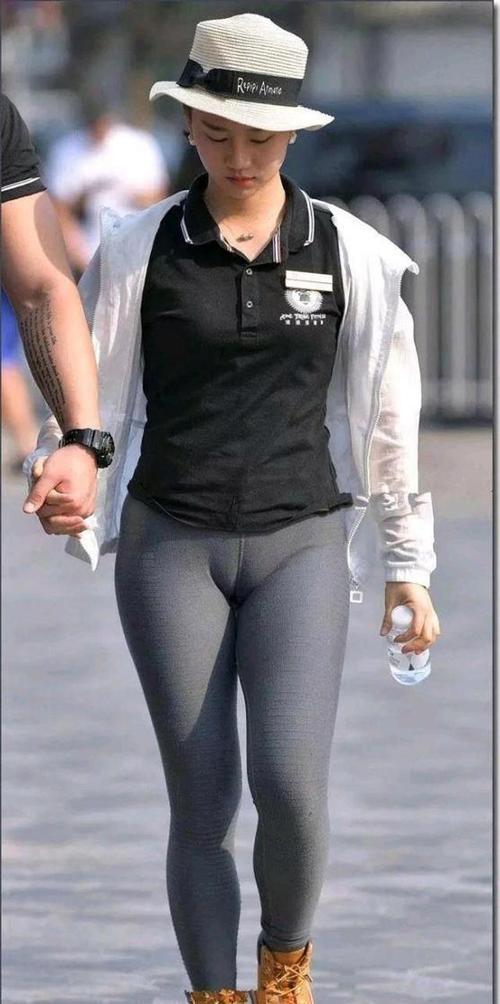 瑜伽裤子怎么不显内裤缩略图