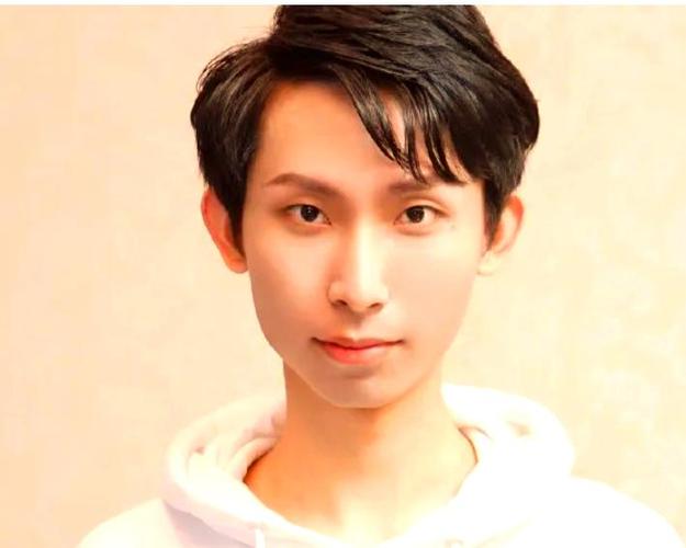 梦泪是怎么当上职业选手的