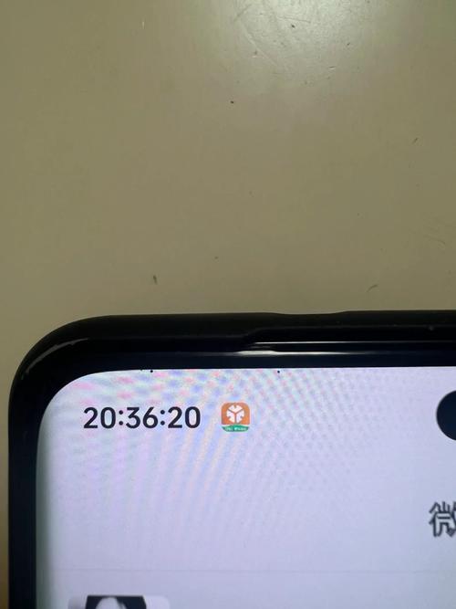 手机屏幕有小黑点