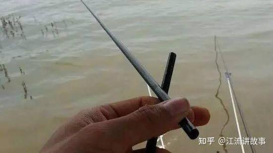 二节鱼竿的修复方法