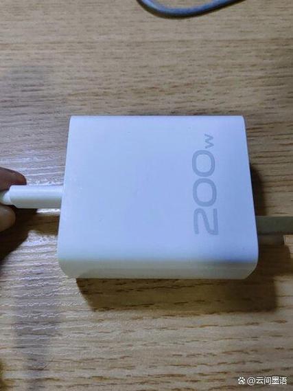 vivo快充能给苹果充电吗图标