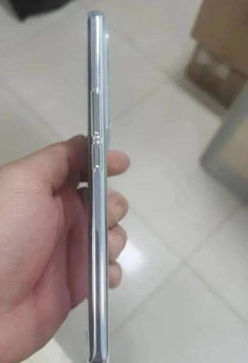 手机喇叭进水还能用吗