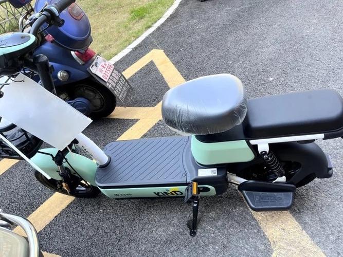台铃电动车开大灯步骤缩略图