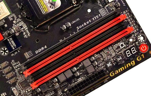 华硕z370双通道怎么插
