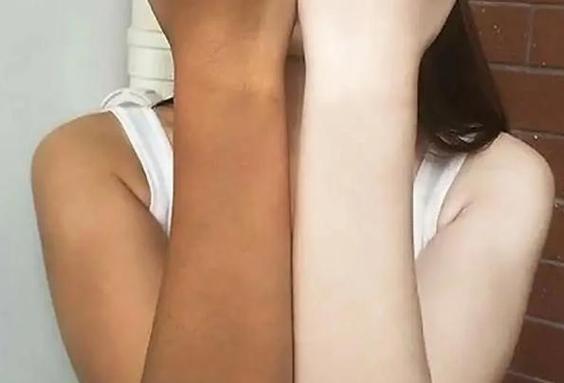 然后让皮肤变白缩略图