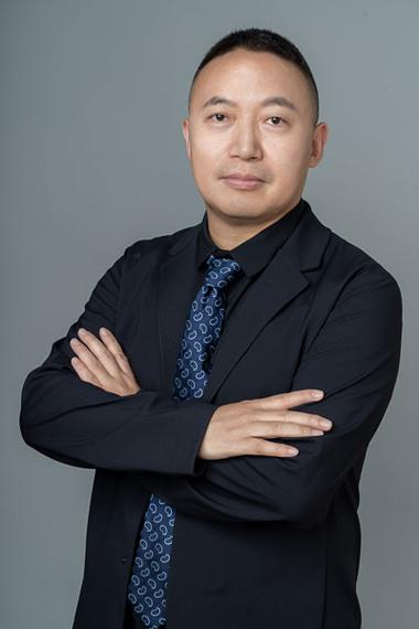 何晓东简介