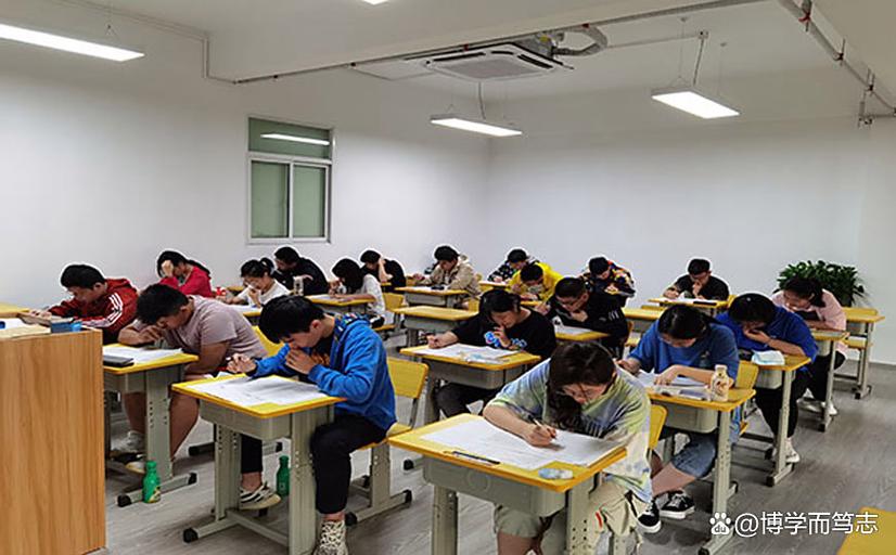 课外辅导游戏截图
