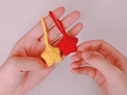 钩织迷你小星星图标