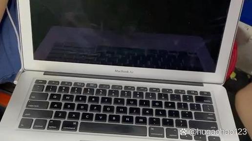 电脑启动滴滴滴报警图标