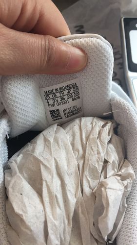 阿迪达斯正品查询扫一扫图标