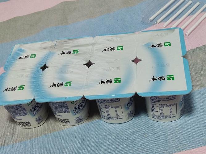 红包酸牛奶是牛奶嘛