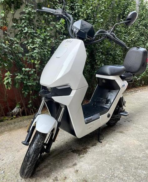 小牛F0有定位吗