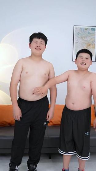肥胖小男孩图片