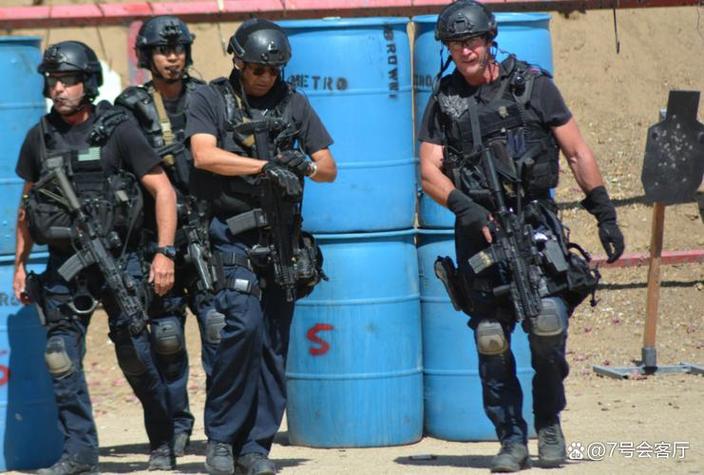 FBI下设的特种部队