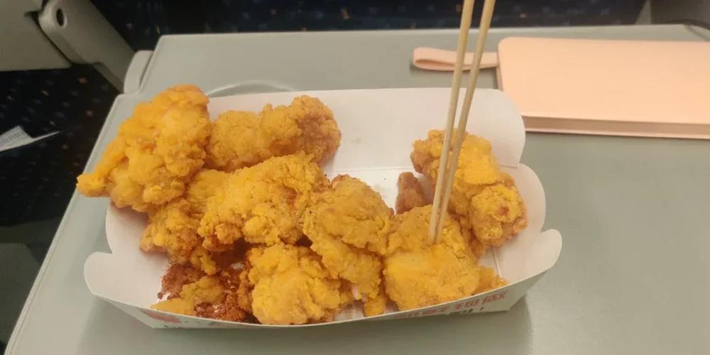 高铁进站能否带炸鸡缩略图