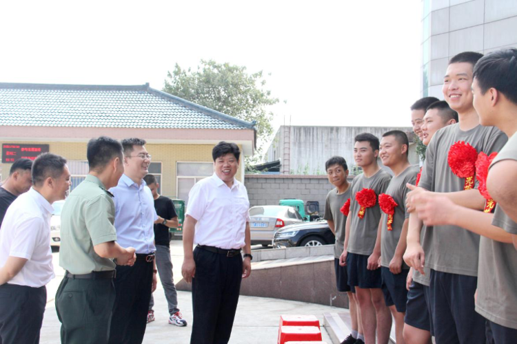 村民兵营长有实权吗