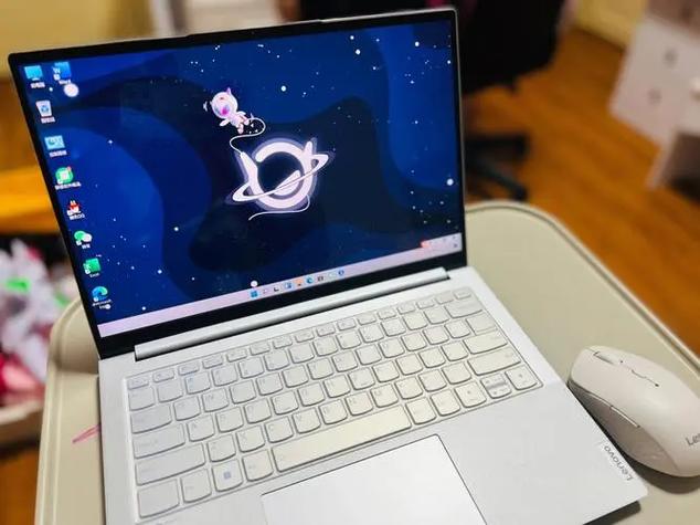联想小新连接外接显示器