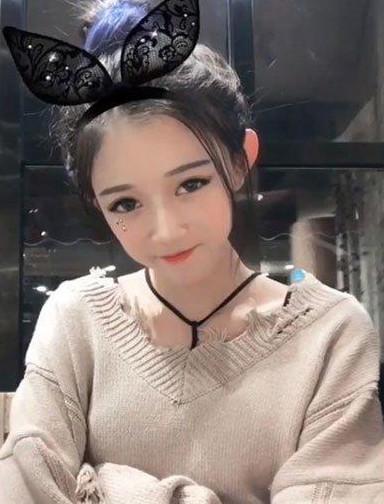 小伊伊