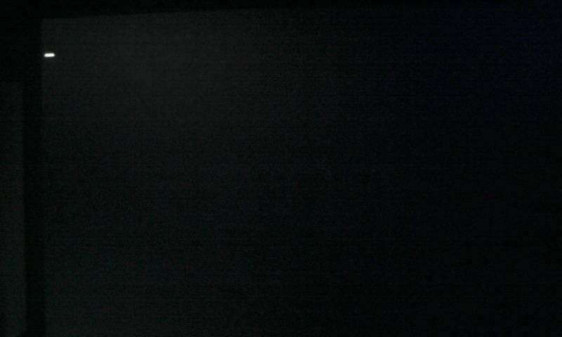 屏幕上方出现黑色横条