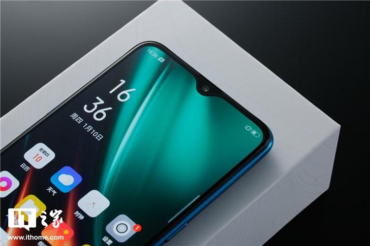 oppok5是三卡槽设计吗