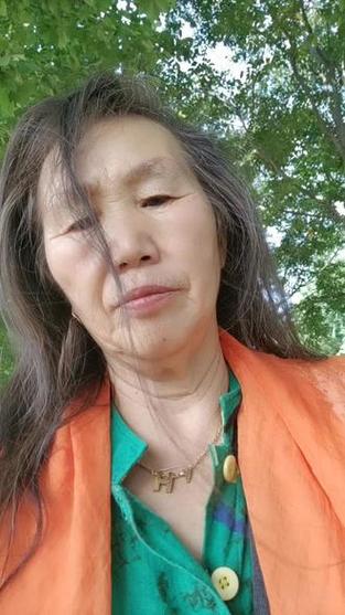 网红孔雀姐姐