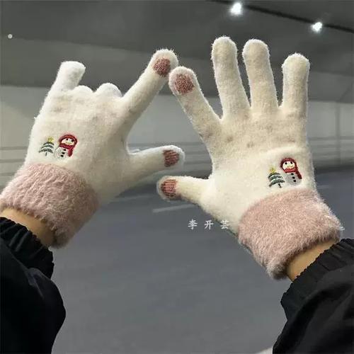 触屏手套为什么可以触屏