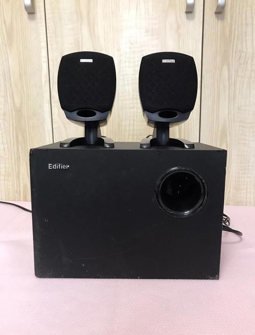 漫步者r231t和R201哪个好