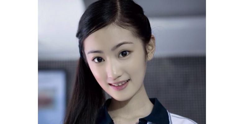 江亚菲的三个扮演者分别是谁