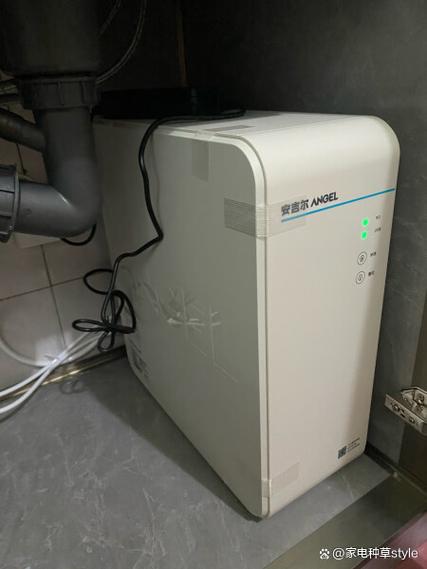 安吉尔净水器制水灯亮不出水