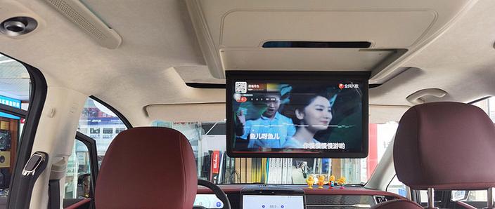 车上显示屏怎么放电视