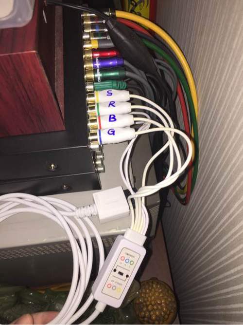 彩监吧的RGBS接口