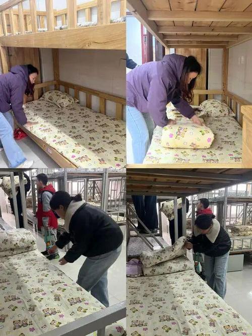 开学了妈妈在我宿舍帮打扫