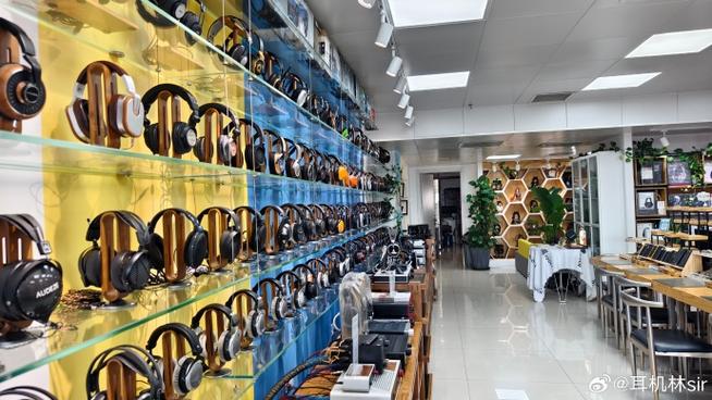 附近耳机店500米以内游戏截图