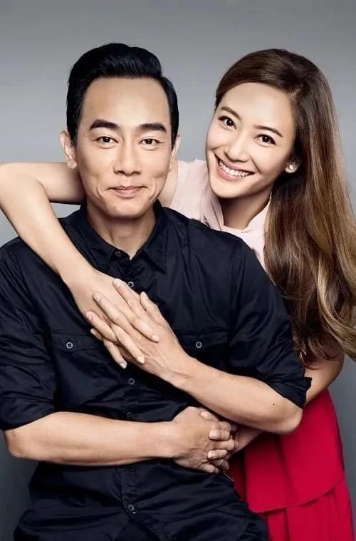 陈小春唱歌应采儿互动