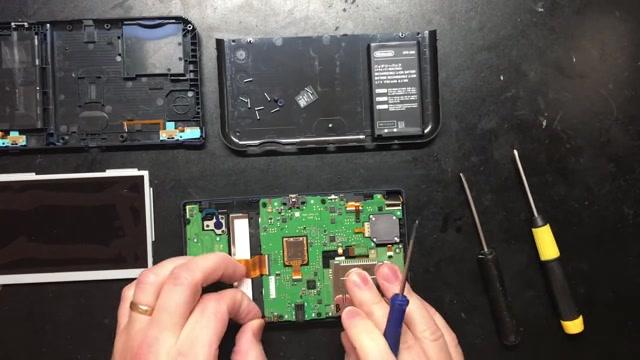 3dsll拆机更换屏幕