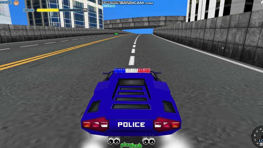 警车追击游戏可提版