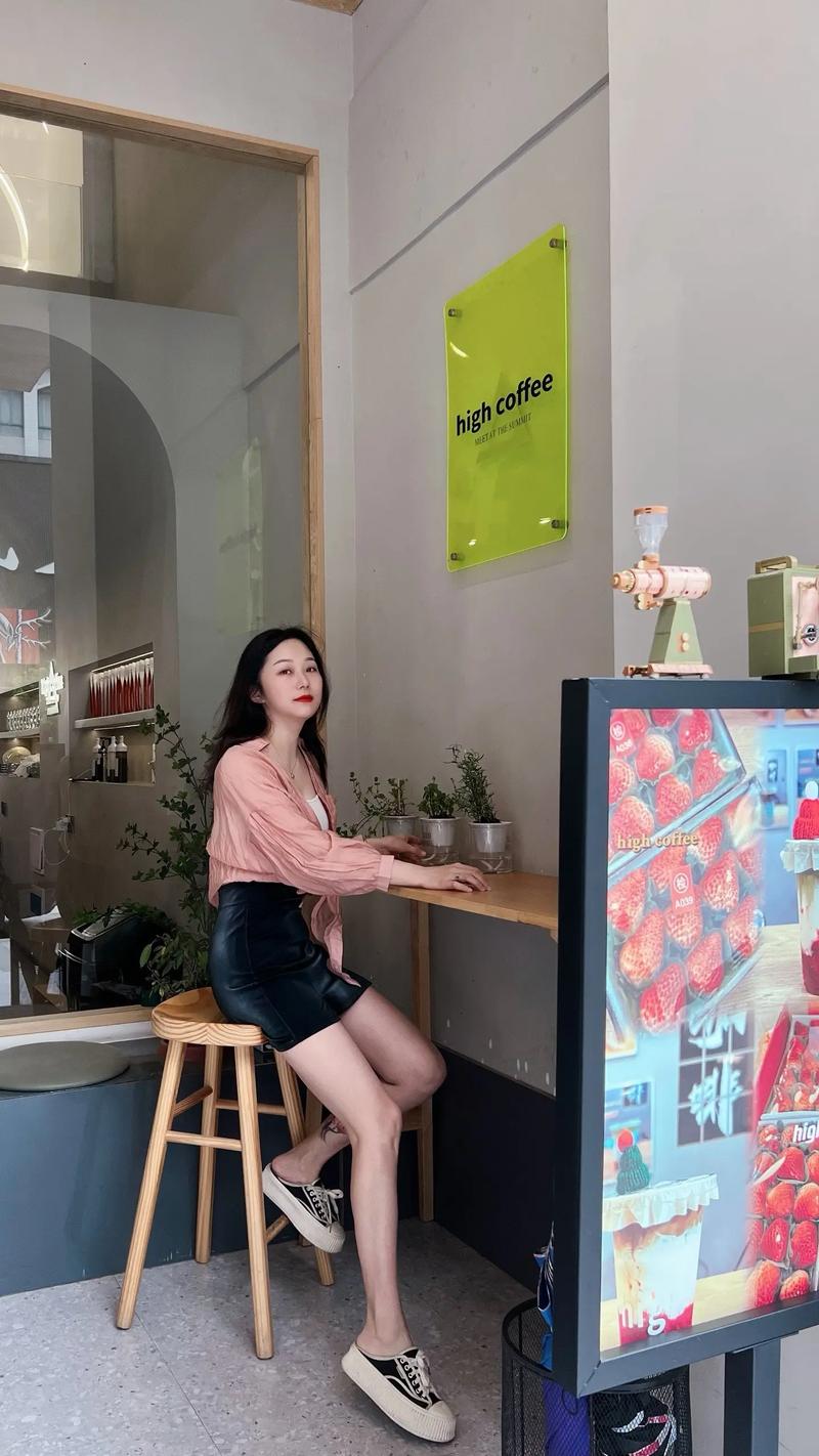 长腿姐姐缩略图